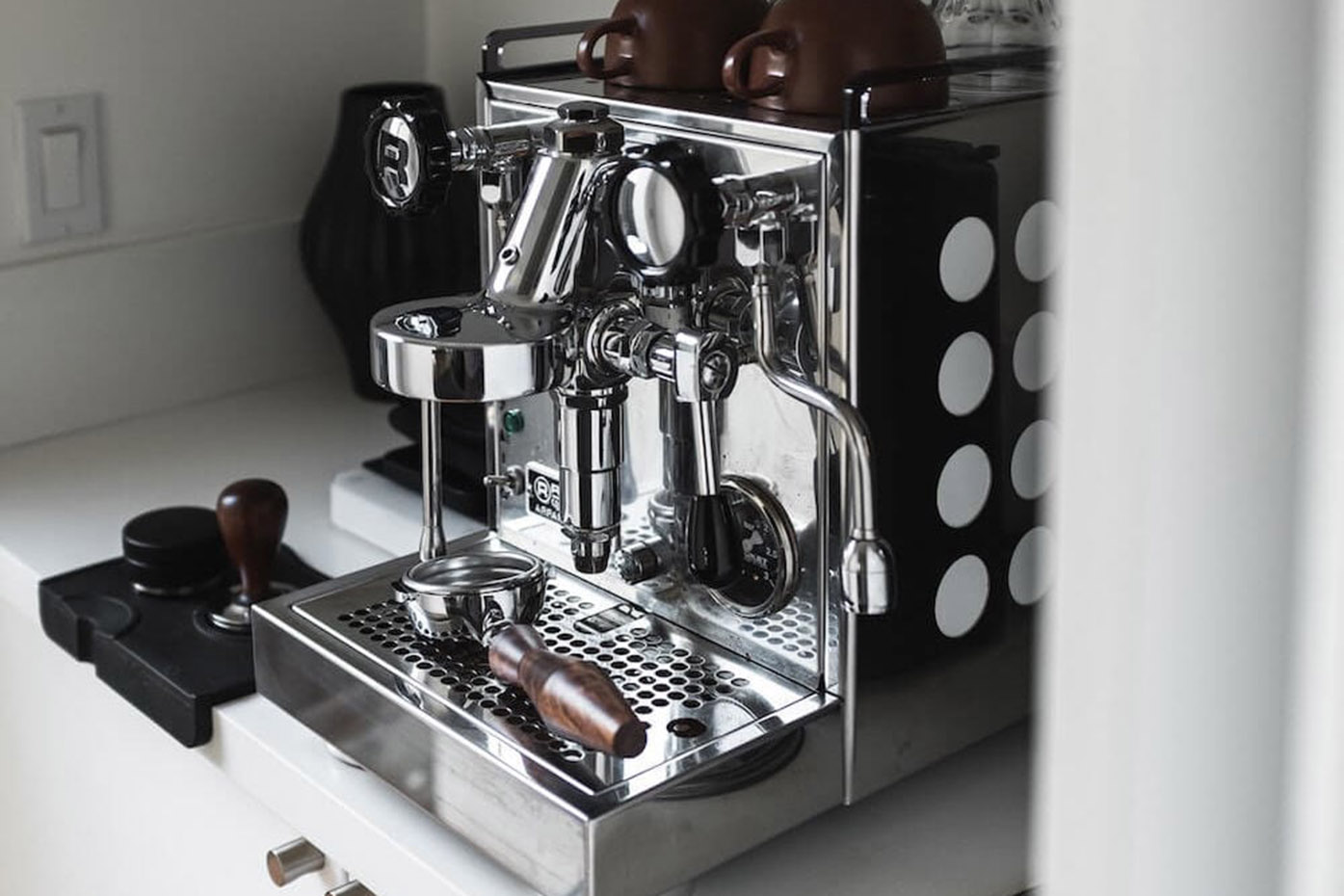 Kaffeekunst mit Finesse: Die besten Siebträgermaschinen für ...